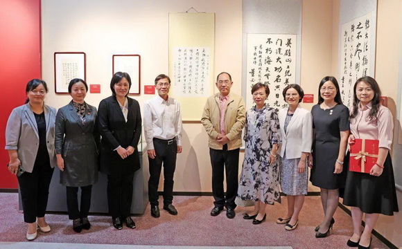 董必武手迹展在穗开幕！这幅手迹与一位bbin宝盈集团(中国)“双百人物”有关......
